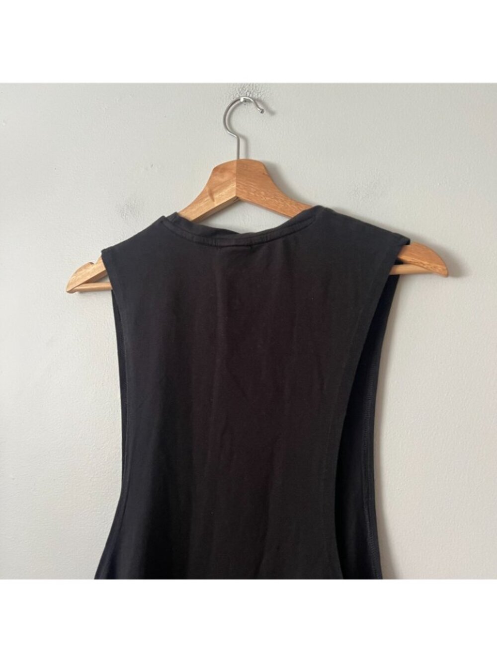 Gymshark Black Drop Arm Athletic Muscle Tank Top Men's Size Large - Picture 9 of 9